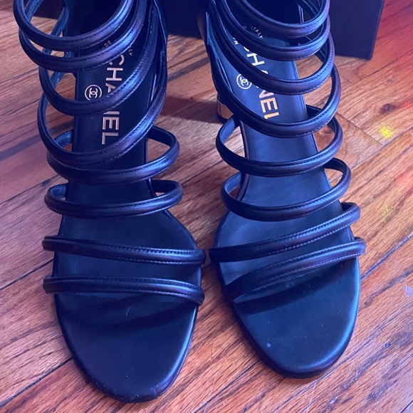 Gorgeous Chanel Sandals Shoes size 37 - Picture 7 of 16